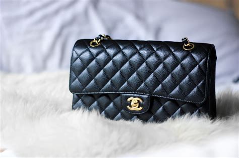 chanel medium classic flap black